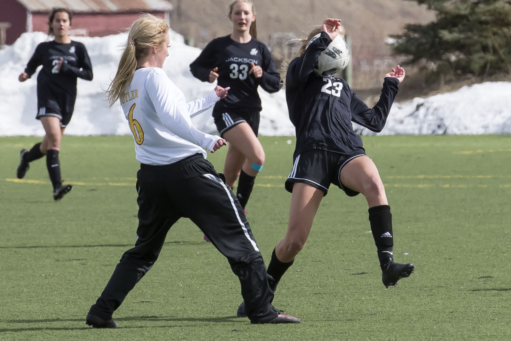 Lady Broncs soccer
